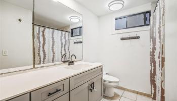 Esplanade condo # 43E, Honolulu, Hawaii - photo 5 of 25