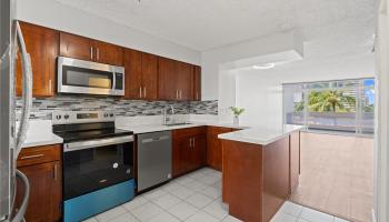 Ala Wai Plaza condo # 509, Honolulu, Hawaii - photo 1 of 25