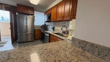 Ala Wai Plaza condo # 917, Honolulu, Hawaii - photo 6 of 17