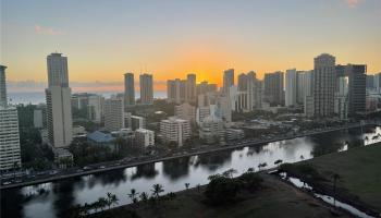 500 University Ave Honolulu - Rental - photo 1 of 25 500 University Ave Honolulu - Rental - photo 1 of 25