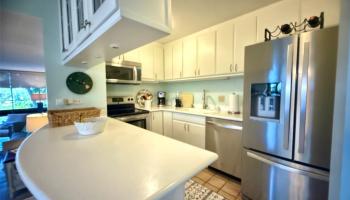 501 Hahaione St Honolulu - Rental - photo 5 of 17