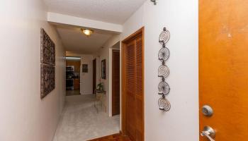 Country Club Plaza condo # 1213, Honolulu, Hawaii - photo 2 of 23 Country Club Plaza condo # 1213, Honolulu, Hawaii - photo 2 of 23
