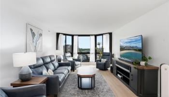 Country Club Plaza condo # 1213, Honolulu, Hawaii - photo 2 of 25