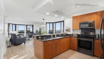 Country Club Plaza condo # 1213, Honolulu, Hawaii - photo 6 of 25