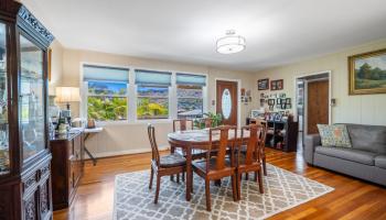 509  Lawelawe Street Aina Haina Area, Diamond Head home - photo 3 of 24