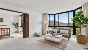 Country Club Plaza condo # 1202, Honolulu, Hawaii - photo 5 of 23