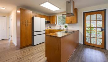 51-523  Kamehameha Hwy Kaaawa, Kaneohe home - photo 5 of 22