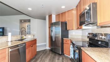 Colony at the Peninsula condo # 6214, Honolulu, Hawaii - photo 2 of 23