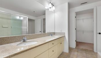 Colony at the Peninsula condo # 7104, Honolulu, Hawaii - photo 5 of 21