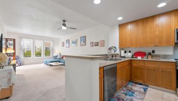 Colony at the Peninsula condo # 7216, Honolulu, Hawaii - photo 4 of 25