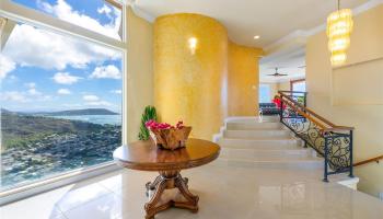 5201  Kuaiwi Pl Kahala Kua, Diamond Head home - photo 2 of 25