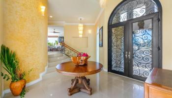 5201  Kuaiwi Pl Kahala Kua, Diamond Head home - photo 3 of 25