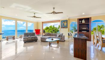 5201  Kuaiwi Pl Kahala Kua, Diamond Head home - photo 4 of 25