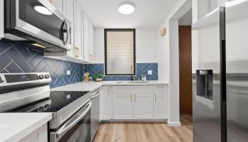 Mauna Luan condo # 2-6H, Honolulu, Hawaii - photo 4 of 25