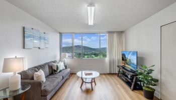 Fairway Gardens condo # 1005, Honolulu, Hawaii - photo 1 of 1