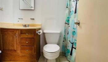 Fairway Gardens condo # 202, Honolulu, Hawaii - photo 6 of 14