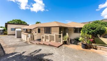 522 Lawelawe Street Aina Haina Area, Diamond Head home - photo 1 of 25 522 Lawelawe Street Aina Haina Area, Diamond Head home - photo 1 of 25