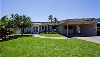 5231 Papai St Aina Haina Area, Diamond Head home - photo 2 of 20 5231 Papai St Aina Haina Area, Diamond Head home - photo 2 of 20
