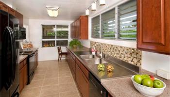 5248 Papai St Aina Haina Area, Diamond Head home - photo 4 of 10 5248 Papai St Aina Haina Area, Diamond Head home - photo 4 of 10