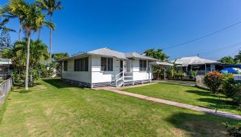 527 A  Kipuka Place Coconut Grove, Kailua home - photo 2 of 25