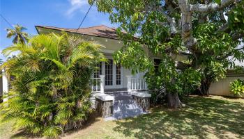 5307C  Kalanianaole Hwy Aina Haina Beach,  home - photo 1 of 24