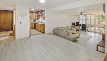 Mauna Luan condo # 2/1A, Honolulu, Hawaii - photo 1 of 25