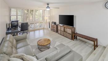 Mauna Luan condo # 2/1A, Honolulu, Hawaii - photo 1 of 25