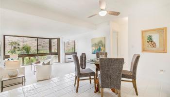 Mauna Luan condo # 2/8B, Honolulu, Hawaii - photo 1 of 25
