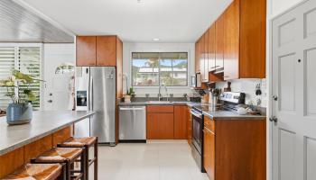 531  Kaiemi Street Koolaupoko, Kailua home - photo 5 of 22