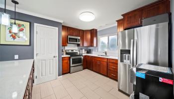 53-227  Kamehameha Hwy Punaluu, Kaneohe home - photo 3 of 12