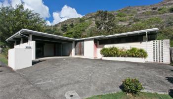 5323 Kilauea Ave Waialae Nui Vly, Diamond Head home - photo 1 of 17 5323 Kilauea Ave Waialae Nui Vly, Diamond Head home - photo 1 of 17