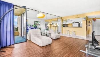 Plaza Landmark condo # 1110, Honolulu, Hawaii - photo 4 of 25