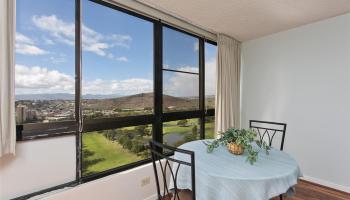 Plaza Landmark condo # 2302, Honolulu, Hawaii - photo 4 of 16