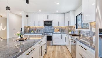 5333  Puahia Place Waialae Iki, Diamond Head home - photo 5 of 25