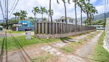 53-388 Kamehameha Hwy Hauula - Multi-family - photo 4 of 25