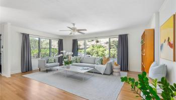 5407  Kilauea Place Waialae Nui Vly, Diamond Head home - photo 2 of 25