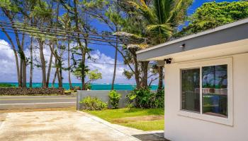 54-100  Kamehameha Hwy Hauula, Kaneohe home - photo 2 of 25