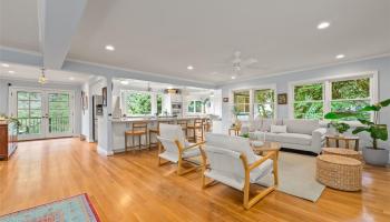 5417  Kilauea Place Waialae Nui Vly, Diamond Head home - photo 2 of 25