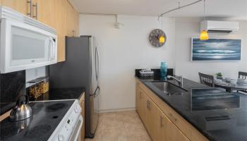 NUUANU BROOKSIDE condo # 1501, Honolulu, Hawaii - photo 6 of 22