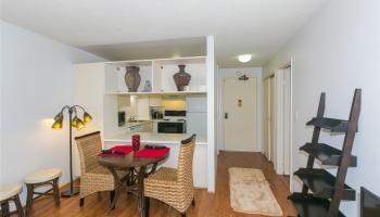 Kukui Plaza condo # D1007, Honolulu, Hawaii - photo 1 of 9