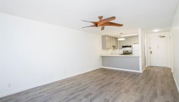 Kukui Plaza condo # D1703, Honolulu, Hawaii - photo 4 of 24 Kukui Plaza condo # D1703, Honolulu, Hawaii - photo 4 of 24