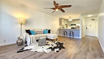 Kukui Plaza condo # D1703, Honolulu, Hawaii - photo 3 of 20