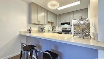 Kukui Plaza condo # D1703, Honolulu, Hawaii - photo 5 of 20