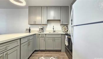 Kukui Plaza condo # D1703, Honolulu, Hawaii - photo 6 of 20