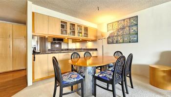 Kukui Plaza condo # D2701, Honolulu, Hawaii - photo 4 of 25