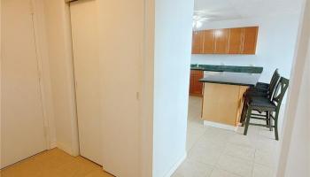 Kukui Plaza condo # D3014, Honolulu, Hawaii - photo 5 of 24