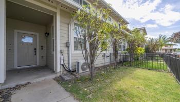 550 Kamaaha Ave Kapolei - Rental - photo 3 of 25