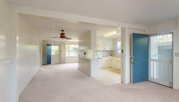 550  Olomana Street Coconut Grove, Kailua home - photo 2 of 22