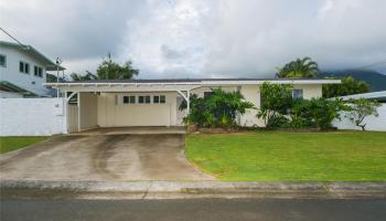 550 Ululani Street Olomana, Kailua home - photo 1 of 25 550 Ululani Street Olomana, Kailua home - photo 1 of 25