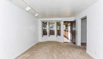 551 Kapaia Street Honolulu - Rental - photo 3 of 23